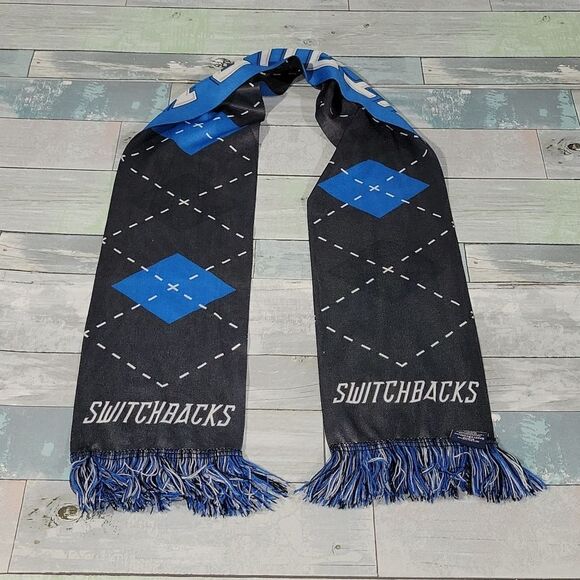 Switchbacks Scarf  - Picture 2 of 4